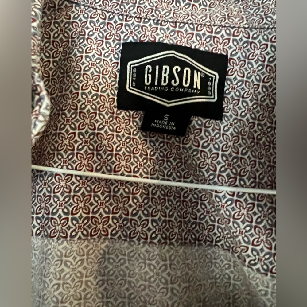 Gibson’s Men’s Size Small Button Down, Western, Livestock